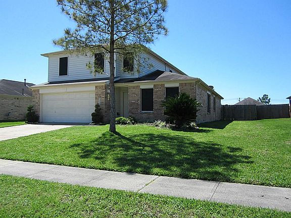 2nd image of 2006 Foxhill Dr