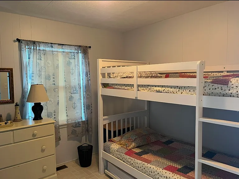 1745 Shady Bend Ln — Photo 11