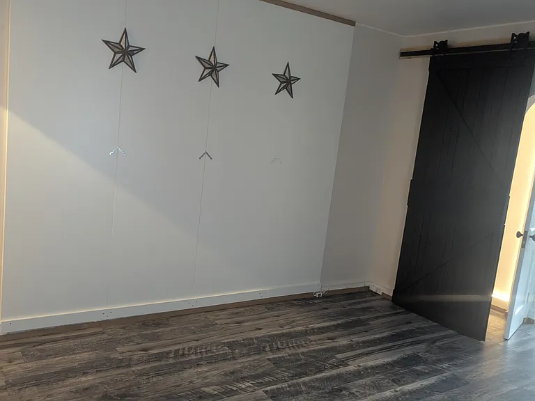 1221 S Webster Ave #2 — Photo 6