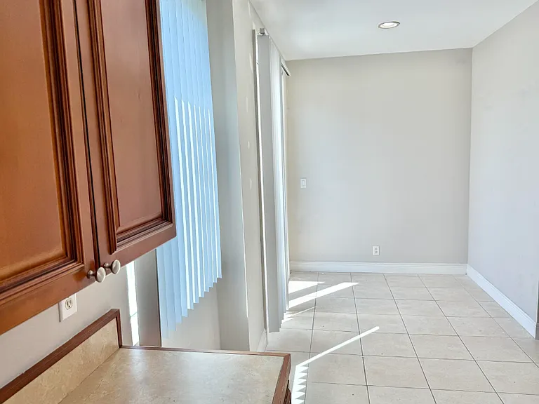 Dning Alcove with front Terrace