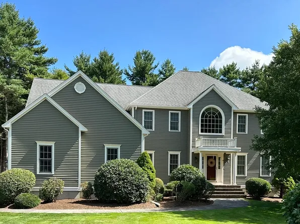 14 Sawmill Ct, Mansfield, MA 02048