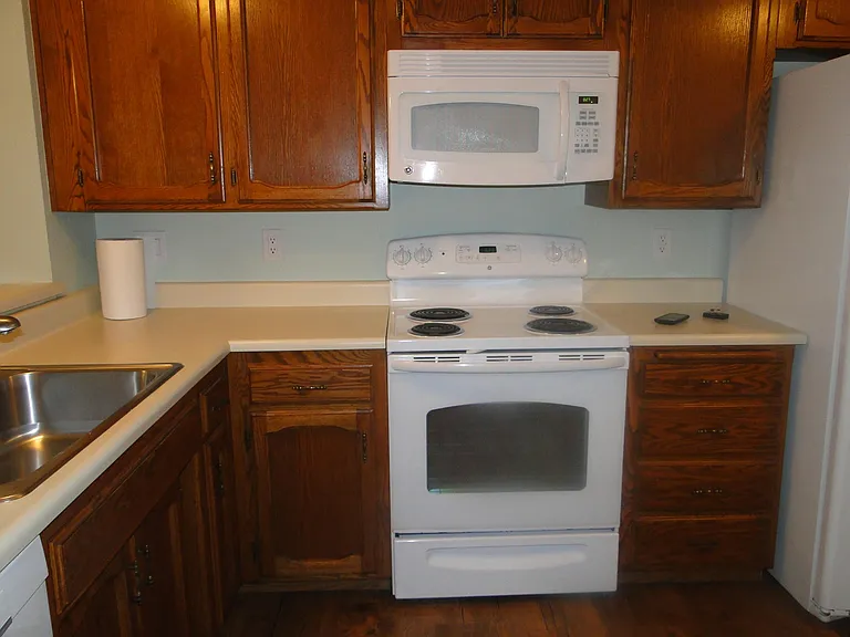 4745 Mulqueeney Cmn — Photo 8