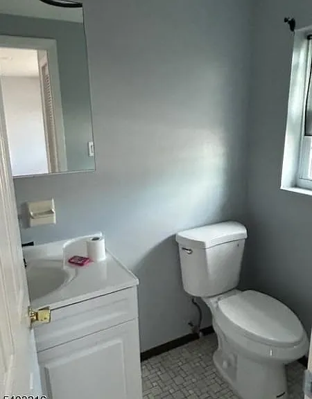24 Emmett Ave #1 — Photo 4