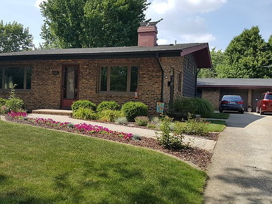 1st image of 926 Putnam Dr
