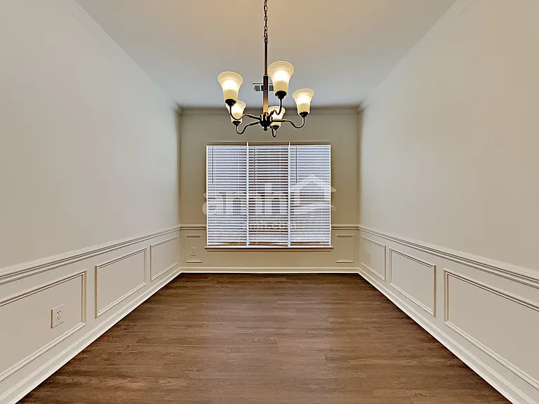 1703 Kendall Cove Ln — Photo 7