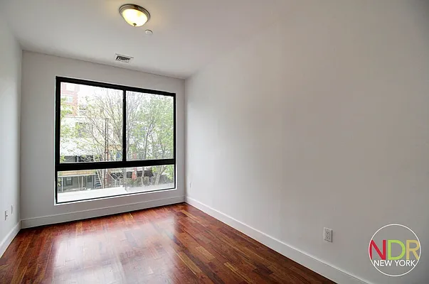 Rented by Next Door Realty NYC | media 47
