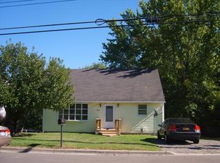 206 Glendale Dr, Endicott, NY 13760