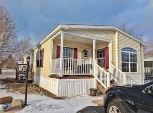 229 Spring Run, Clifton Springs, NY 14432
