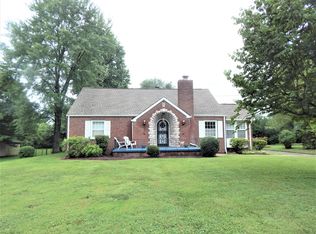 2300 Sanderson Rd, Knoxville, TN 37921