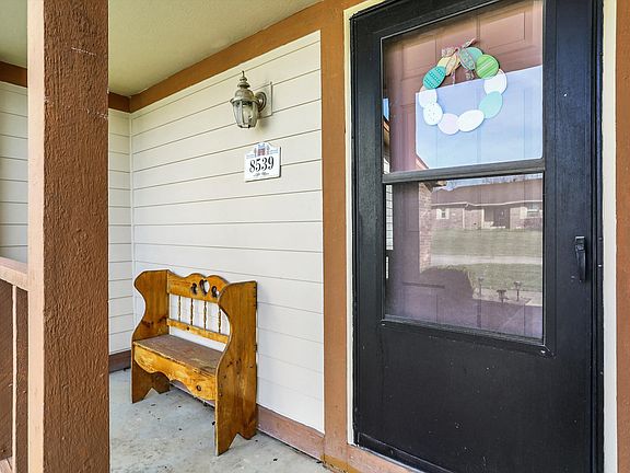 4th image of 8539 Chateaugay Dr
