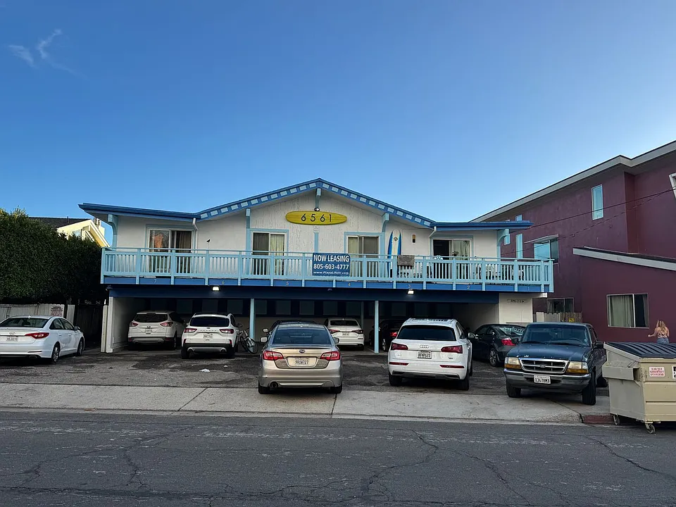 6561 Del Playa Dr
