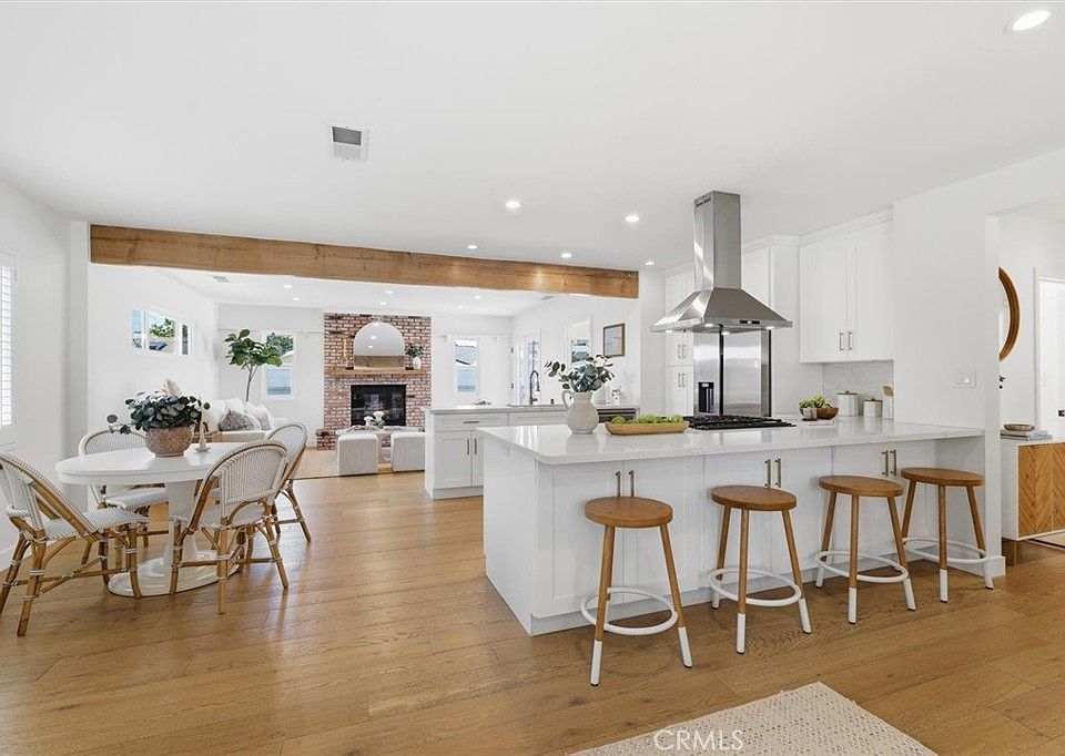 1st image of 2720 Spreckels Ln