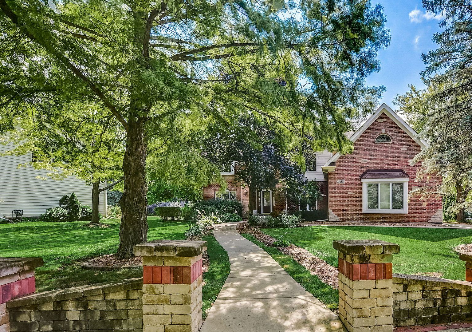 24W501 Ohio St, Naperville, IL 60540 Zillow