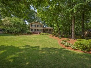 487 Fieldstone Ct, Lilburn, GA 30047
