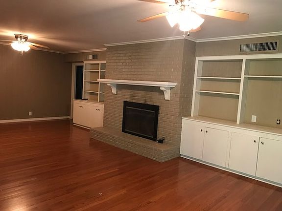 4th image of 917 Hillcrest Dr