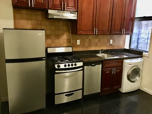 Rented by Corcoran | media 18