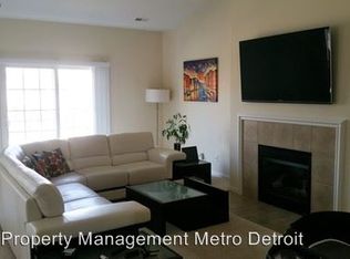 40488 Glen Eagle Ln #75, Canton, MI 48188
