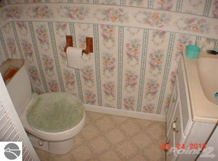 509 Brown Rd, Standish, MI 48658