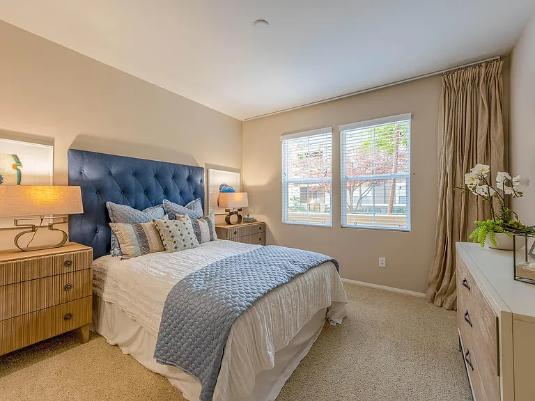Laurel Terrace Apartment Homes — Photo 29