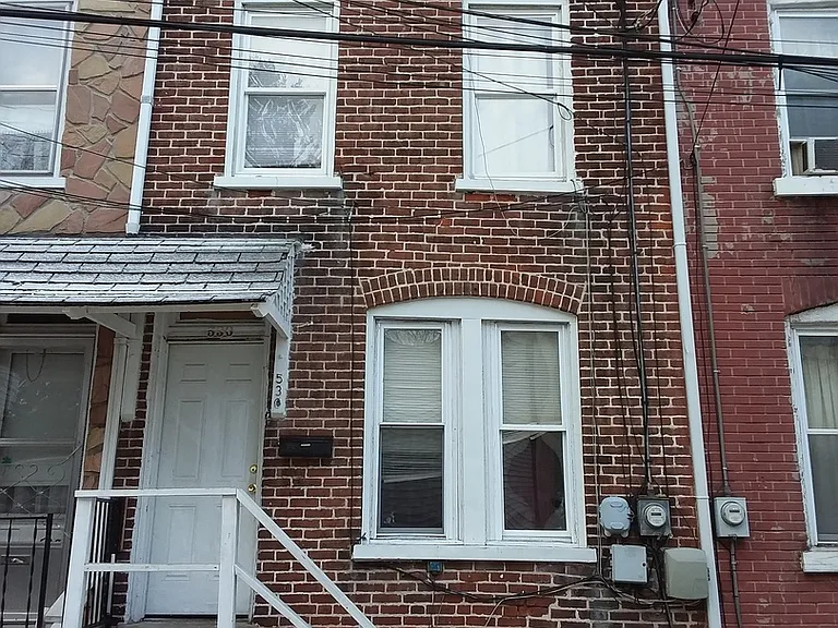 530 N Fountain St — Photo 1