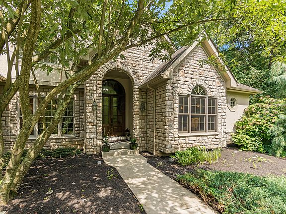 4th image of 10207 Sage Creek Dr