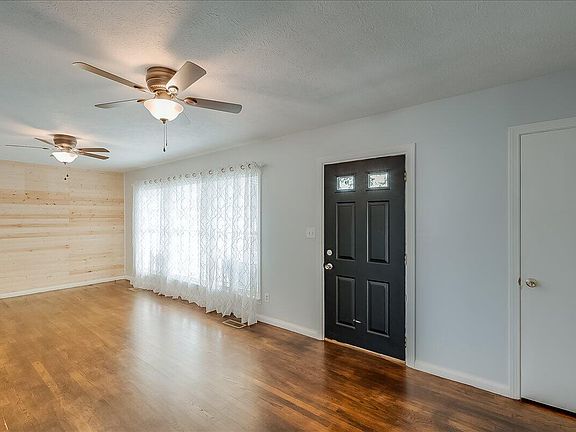 3rd image of 1635 Greenland Park Cir