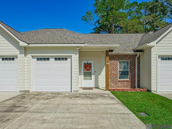 3rd image of 9900 Country Club Dr #2B