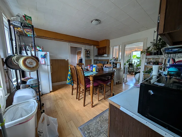 9 Appian Way — Photo 9