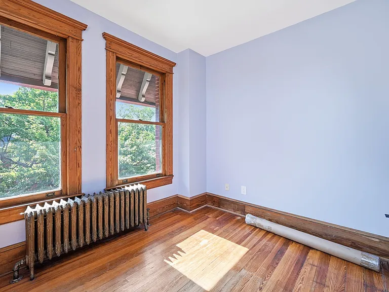 922 E Capitol St NE — Photo 39