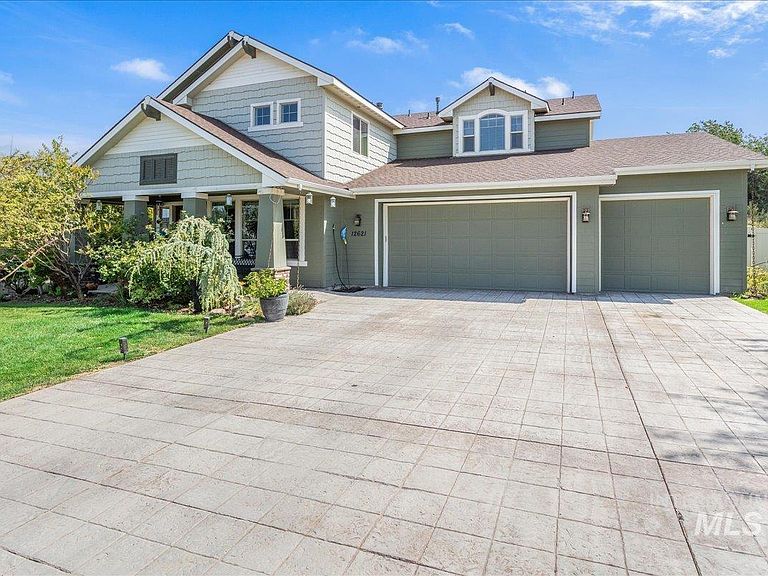 Listing photo 4