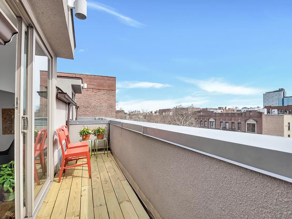 1st image of 59 Hawthorne St APT 4B