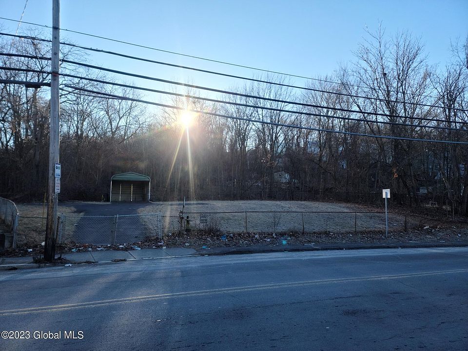 1st image of 660 & 662 4th Street