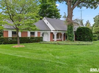 1770 Chatham Rd, Leland Grove, IL 62704