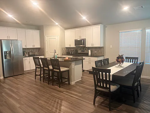 216 Luna Ln Photo 1