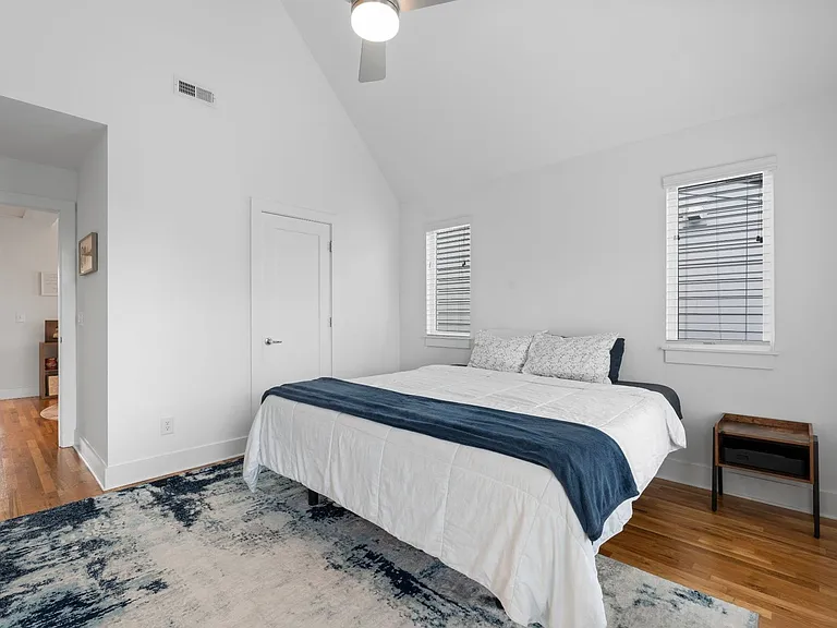 225 Sterling Point Cir — Photo 31