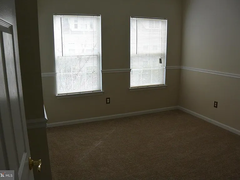 5302 Chieftain Cir — Photo 20