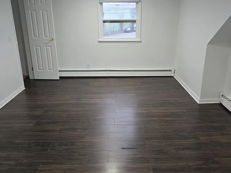 18 Donna Dr #2 — Photo 10