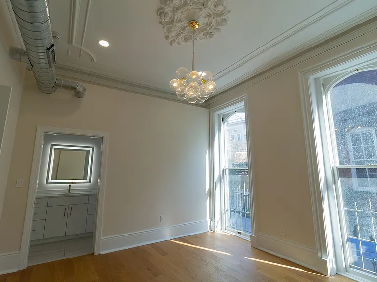 17 N Pearl St #2 — Photo 22