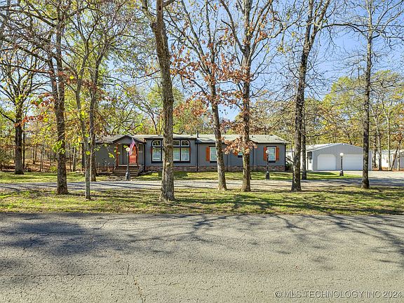 2nd image of 32289 S Cherokee Ln