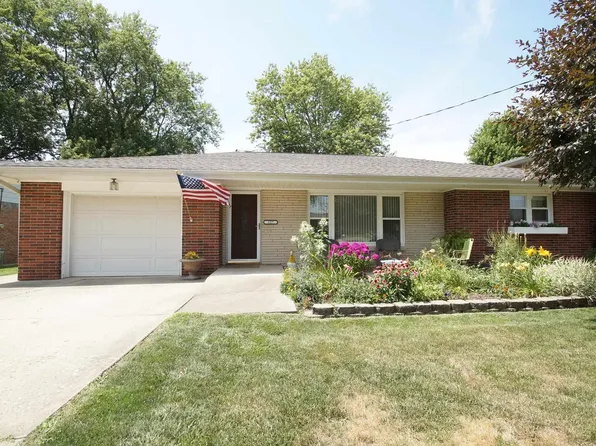 327 N Grace St, Brimfield, IL 61517