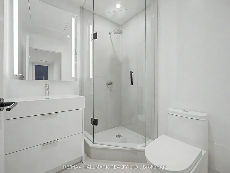308 Jarvis St #210 — Photo 20
