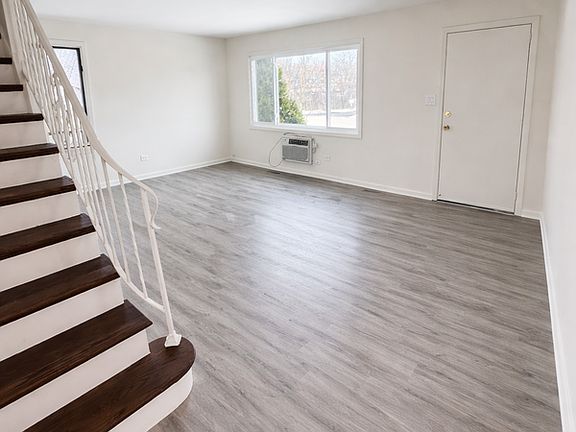 4th image of 738 Concord Ln #814
