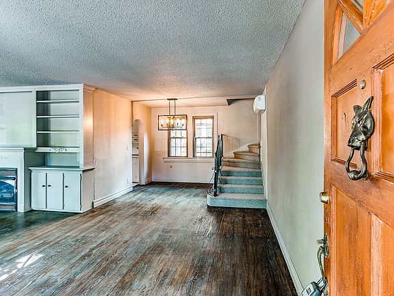 5th image of 2643 NW 11th St
