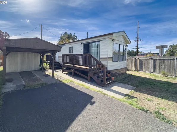 87735 Highway 101 Space 10, Florence, OR 97439