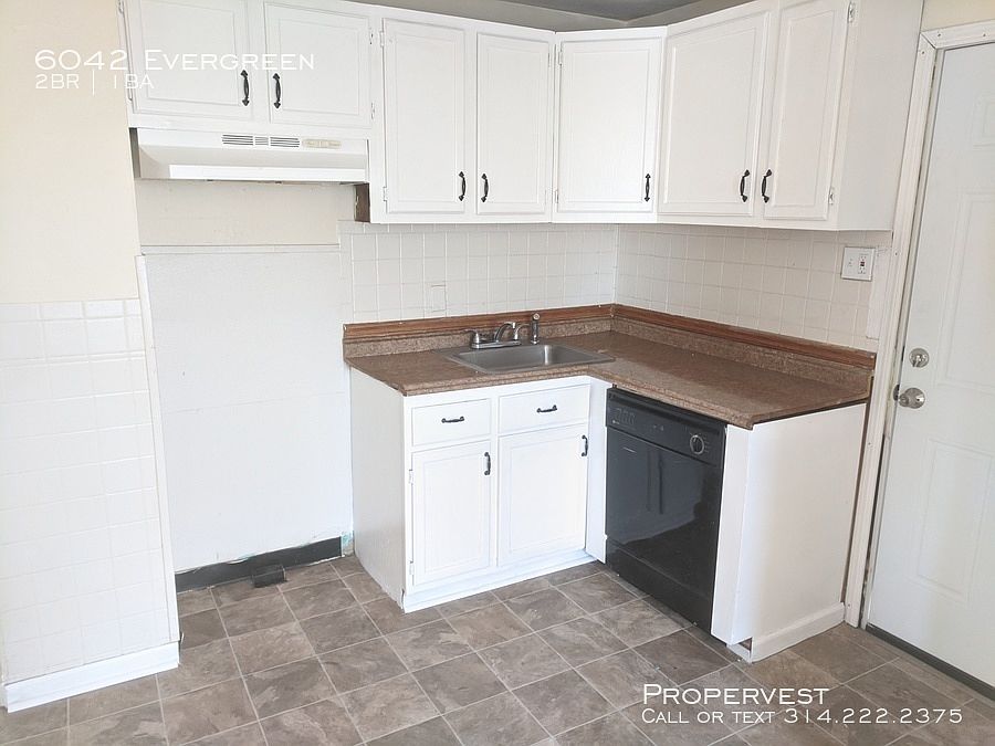 1st image of 6042 Evergreen Blvd
