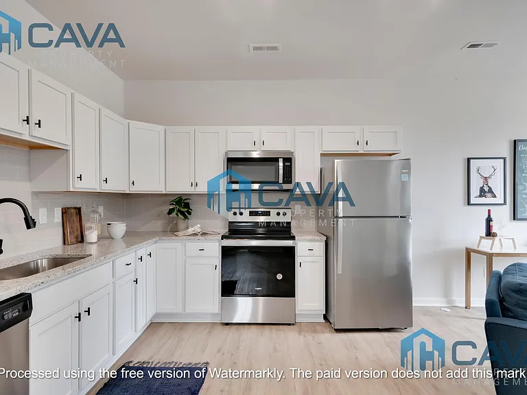 1301 N 32nd St #C — Photo 8