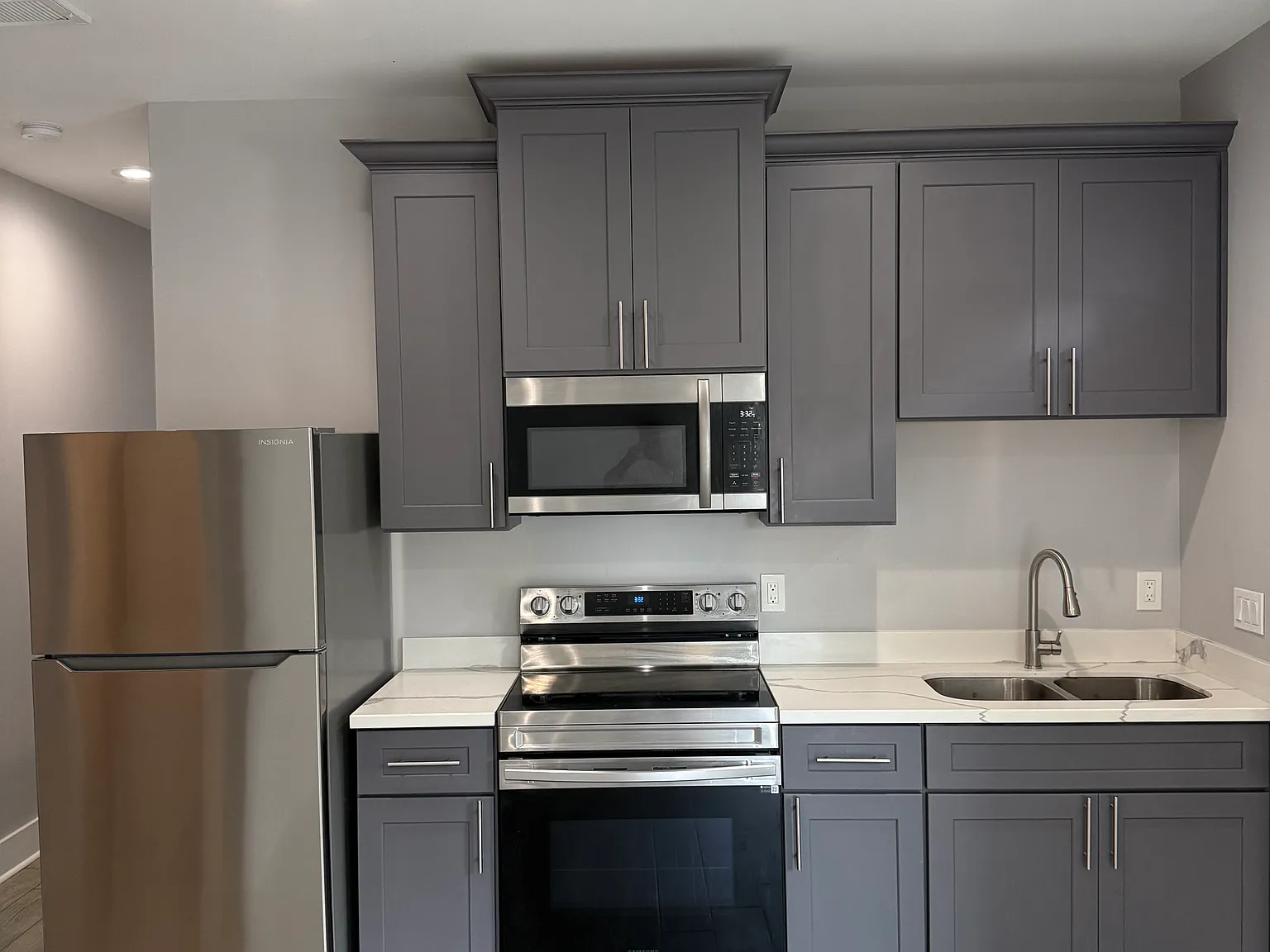 2 bed, 875 sqft, $1,495 — Photo 4