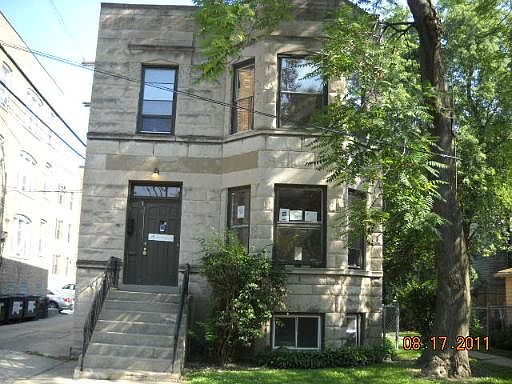 1st image of 50 W Superior St