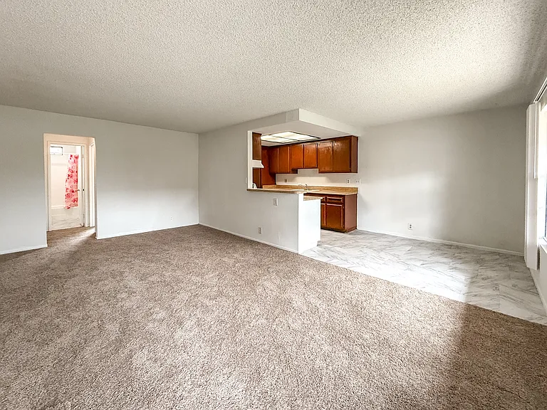 1629 W Ball Rd #7 — Photo 4