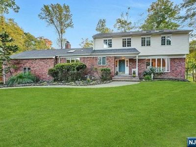 4 Lexington Ln, Montvale, NJ, 07645